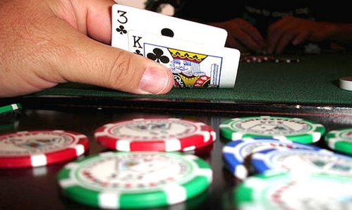 защита блайндов в покере
